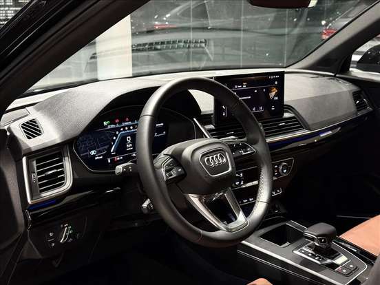 AUDI-Q5-2.0 45 TFSI GASOLINA S LINE BLACK QUATTRO S TRONIC AUDI-Q5-2024