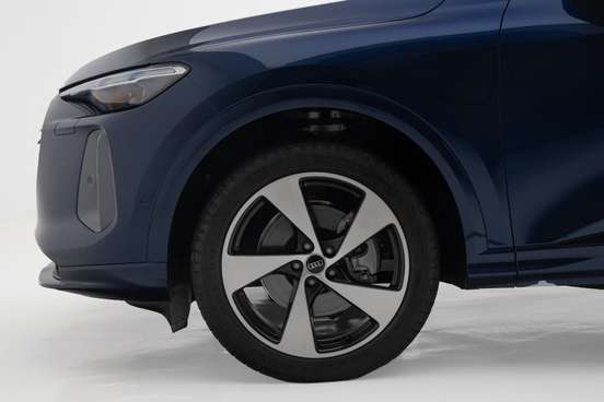 AUDI-Q5-2025