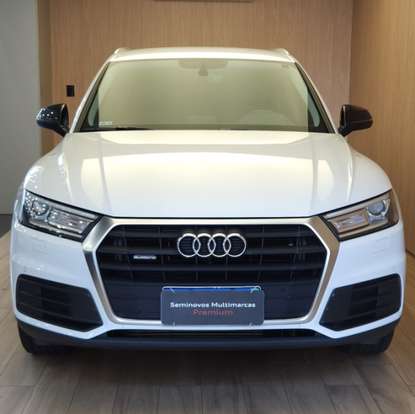 AUDI-Q5-2019