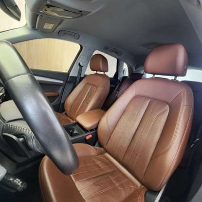 AUDI-Q5-2019
