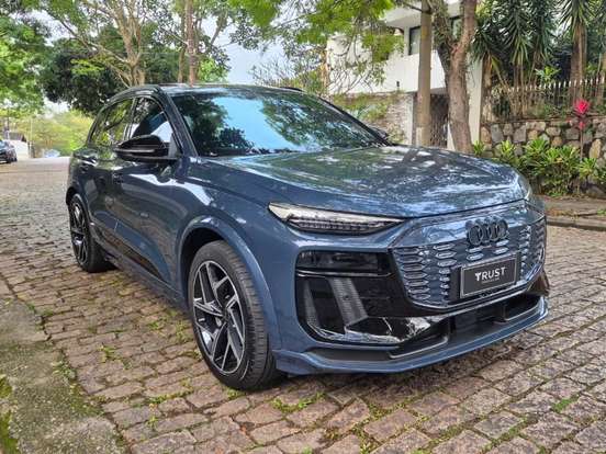 AUDI-Q6 E-TRON-100 KW ELÉTRICO PERFORMANCE BLACK QUATTRO AUDI-Q6 E-TRON-2024