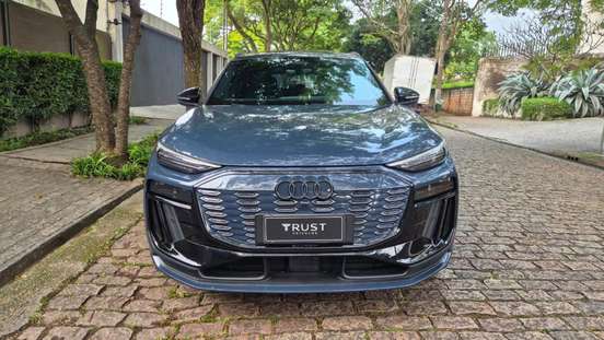 AUDI-Q6 E-TRON-2024