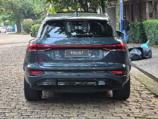 AUDI-Q6 E-TRON-100 KW ELÉTRICO PERFORMANCE BLACK QUATTRO AUDI-Q6 E-TRON-2024