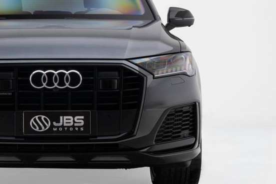 AUDI-Q7-2022