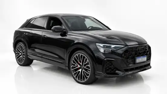 AUDI-Q8-2024