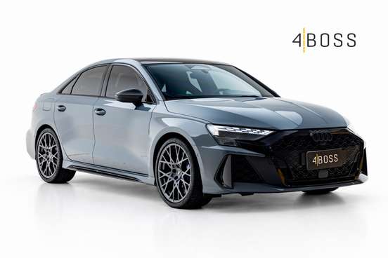 AUDI-RS3-2025