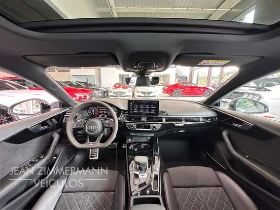 AUDI-RS5-2022