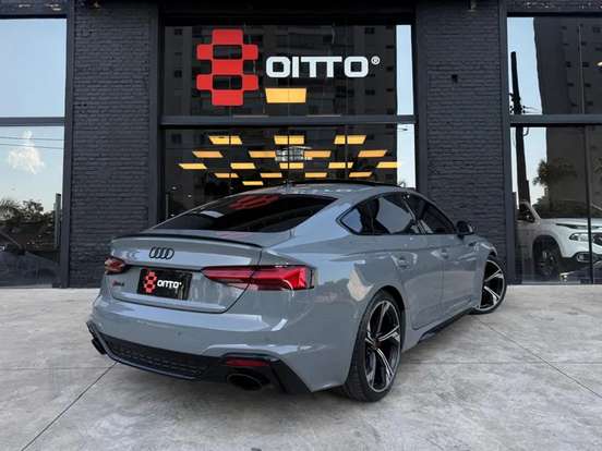 AUDI-RS5-2022