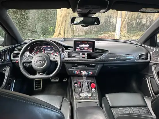 AUDI-RS6-4.0 AVANT V8 32V BI-TURBO GASOLINA 4P TIPTRONIC AUDI-RS6-2017