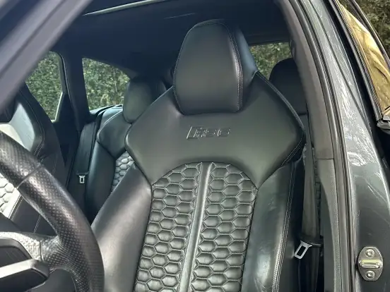 AUDI-RS6-2017