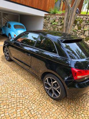 AUDI-A1-2011
