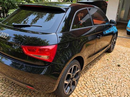 AUDI-A1-1.4 TFSI ATTRACTION 16V 122CV GASOLINA 2P AUTOMÁTICO AUDI-A1-2011