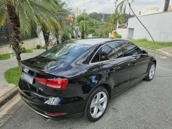 AUDI-A3-2018