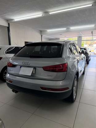 AUDI-Q3-2017