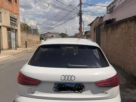 AUDI-Q3-1.4 TFSI ATTRACTION GASOLINA 4P S TRONIC AUDI-Q3-2015