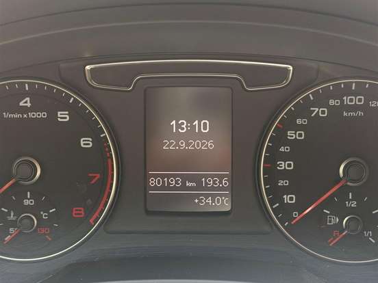 AUDI-Q3-1.4 TFSI ATTRACTION GASOLINA 4P S TRONIC AUDI-Q3-2015