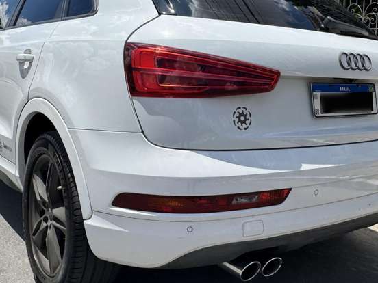 AUDI-Q3-1.4 TFSI ATTRACTION GASOLINA 4P S TRONIC AUDI-Q3-2015