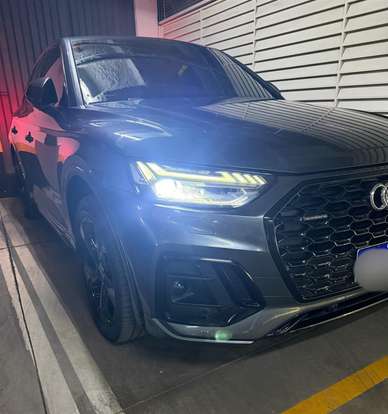 AUDI-Q5-2021