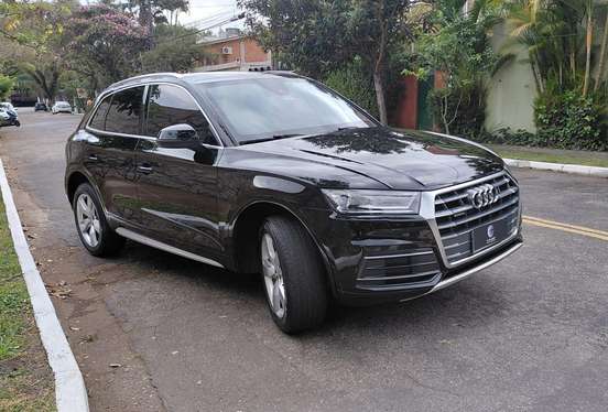 AUDI-Q5-2018