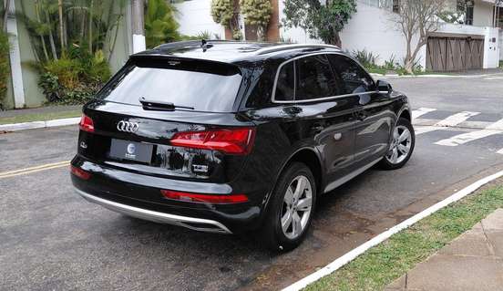 AUDI-Q5-2018