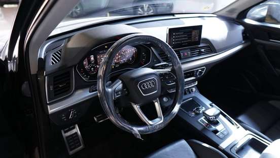 AUDI-Q5-2017