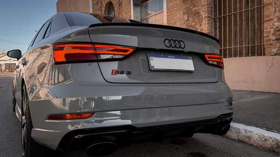 AUDI-RS3-2018