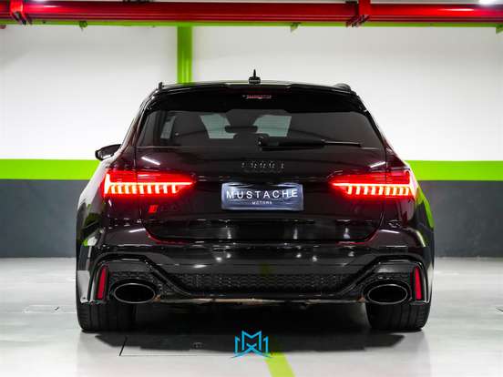 AUDI-RS6-2023