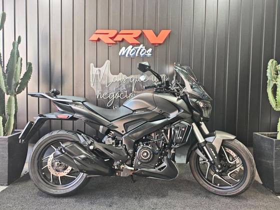 BAJAJ DOMINAR 400 