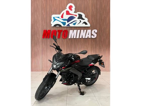 BAJAJ DOMINAR NS160 