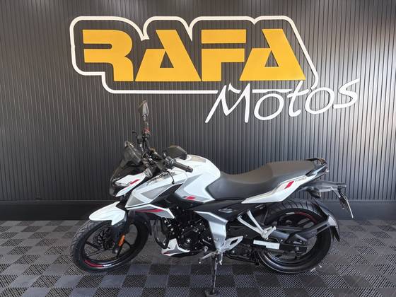 BAJAJ PULSAR N150 