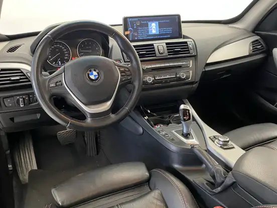 BMW-118i-1.6 SPORT GP 16V TURBO GASOLINA 4P AUTOMÁTICO BMW-118i-2013