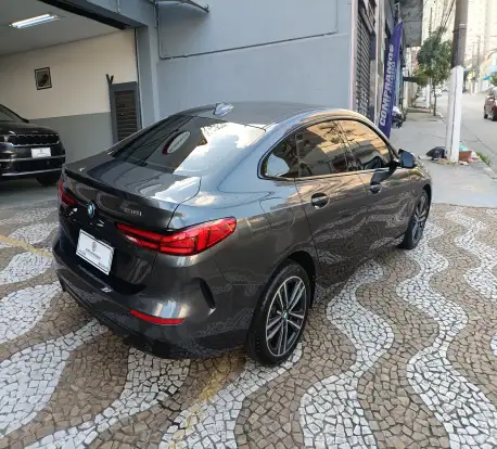 BMW-218i-2020