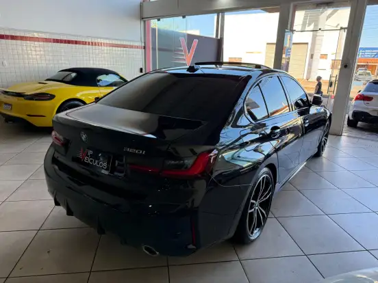 BMW-320i-2.0 16V TURBO FLEX M SPORT AUTOMÁTICO BMW-320i-2023