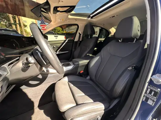 BMW-320i-2024