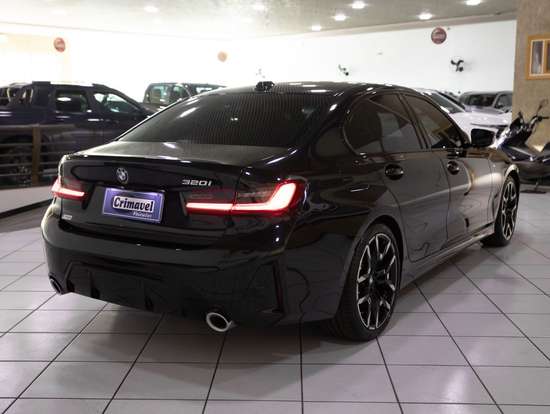 BMW-320i-2025