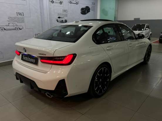 BMW-320i-2024