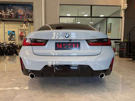 BMW-320i-2.0 16V TURBO FLEX M SPORT AUTOMÁTICO BMW-320i-2023