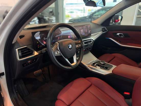 BMW-320i-2024