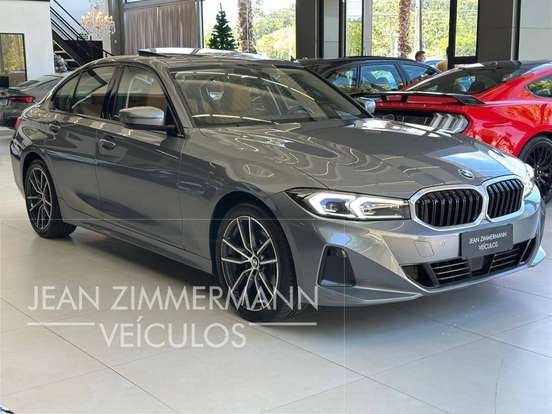 BMW-320i-2023