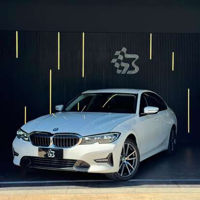 BMW-320i-2020