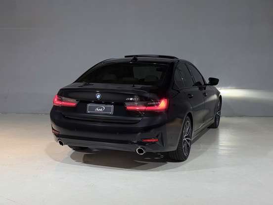 BMW-320i-2.0 16V TURBO GASOLINA SPORT GP AUTOMÁTICO BMW-320i-2021