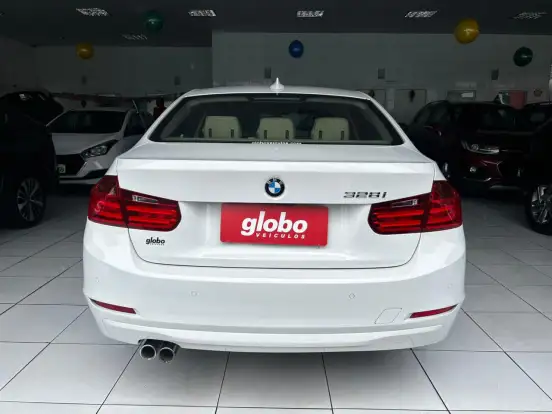 BMW-328i-2013