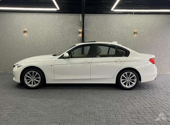 BMW-328i-2013