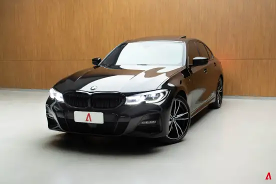 BMW-330e-2021