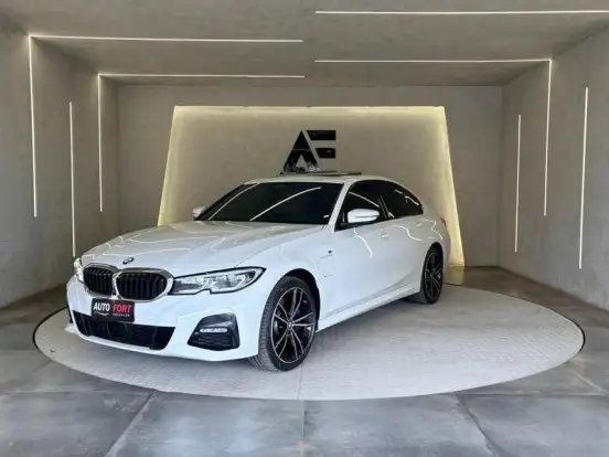 BMW-330e-2.0 16V TURBO HÍBRIDO M SPORT AUTOMÁTICO BMW-330e-2020