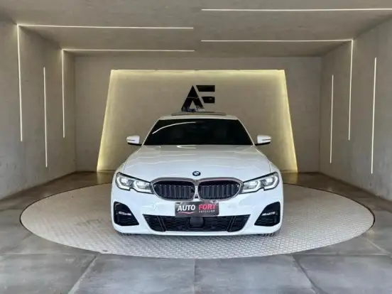 BMW-330e-2.0 16V TURBO HÍBRIDO M SPORT AUTOMÁTICO BMW-330e-2020