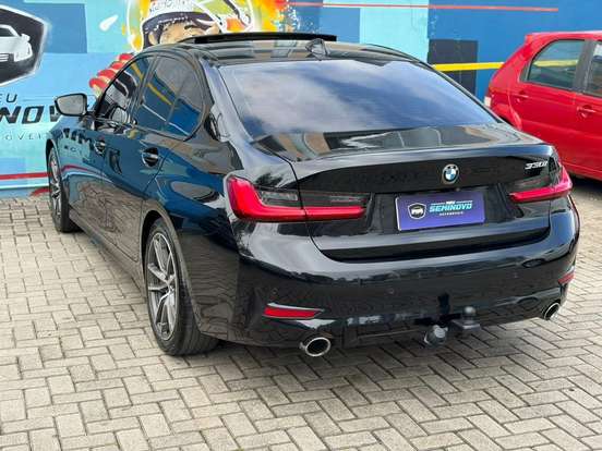 BMW-330i-2019