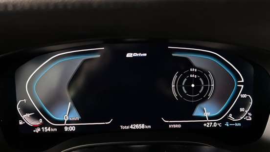 BMW-530e-2022