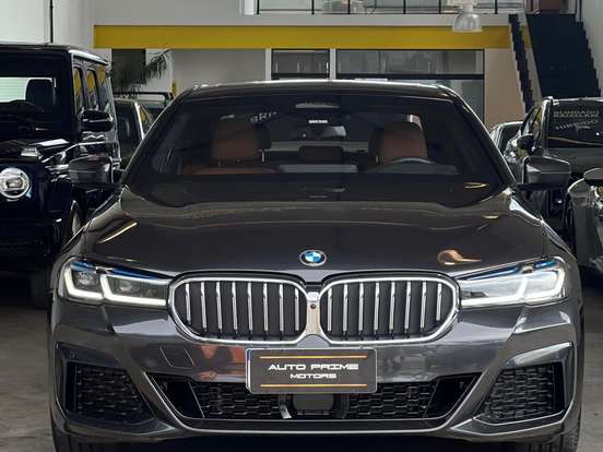 BMW-530e-2.0 16V TWINPOWER HÍBRIDO M SPORT AUTOMÁTICO BMW-530e-2021