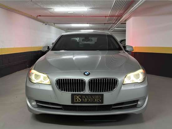 BMW-535i-3.0 SEDAN 6 CILINDROS 24V TURBO GASOLINA 4P AUTOMÁTICO BMW-535i-2010